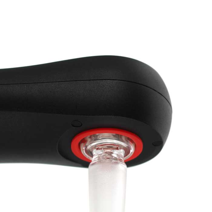 Ispire-Induction-heater-in-use-with-dab-cup