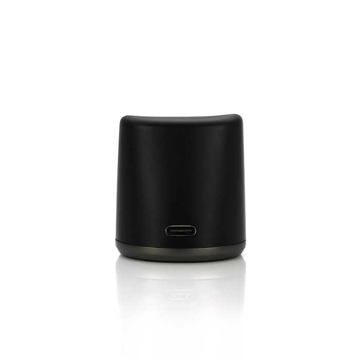 Vessel-Compass-ridge-charger-stand-back-view